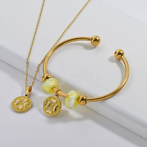 Stainless Steel Famous Brand  Gold Plated Flower Charm Neckalce Bangle Jewelry Set