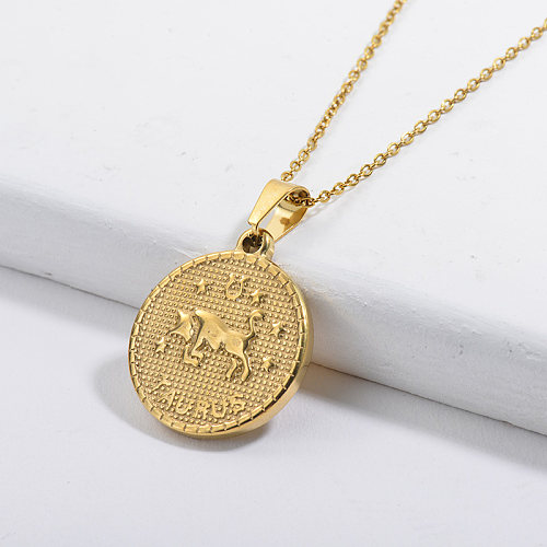 Collar del zodiaco del colgante de la etiqueta redonda de la suerte de Tauro de la constelación del chapado en oro de 14K