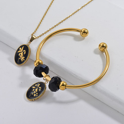 Conjunto de brazalete de collar de flores chapado en oro de marca famosa de acero inoxidable