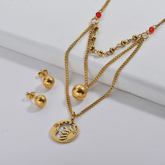Golden Hollow Sun Moon Round Pendant Layer Curb Link Chain Necklace