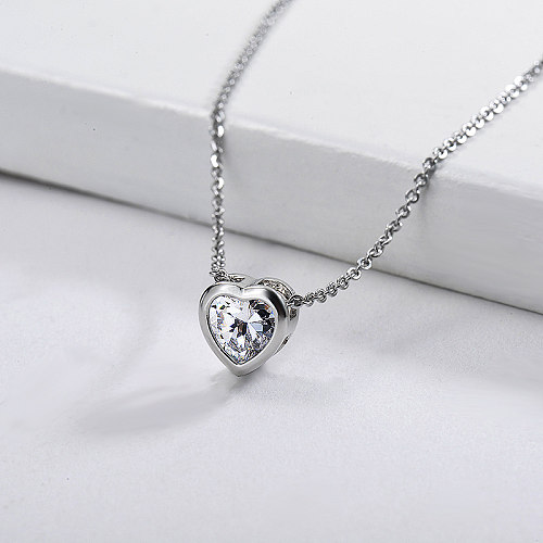 Colar feminino delicado prata cobre pequeno coração com zircônia