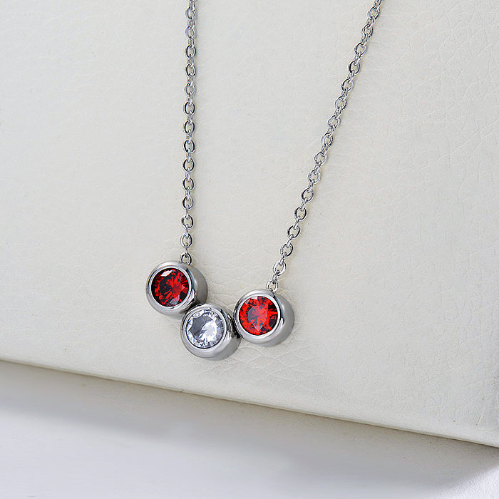 Collier à breloques en acier inoxydable argenté avec zircone rouge pour femme