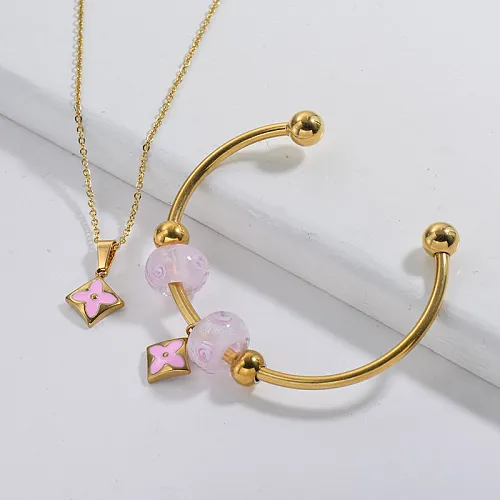 Stainless Steel Famous Brand Gold Plated Flower Neckalce Bangle Jewelry Set
