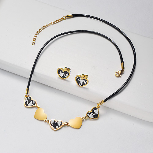 Conjuntos de joyas de pendientes de collar de corazón de cuero negro