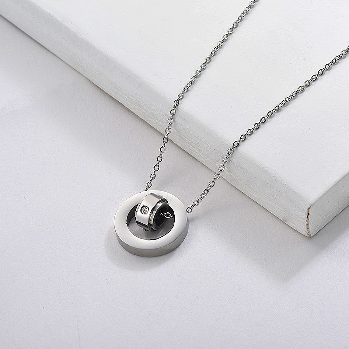 Collier à pendentif cercle croisé simple