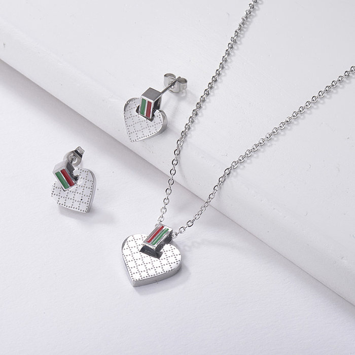 Conjunto de brincos de colar de coração de marca famosa de aço inoxidável da moda