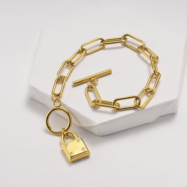 Nova pulseira de aço inoxidável dourado estilo elo de corrente com pingente de bloqueio