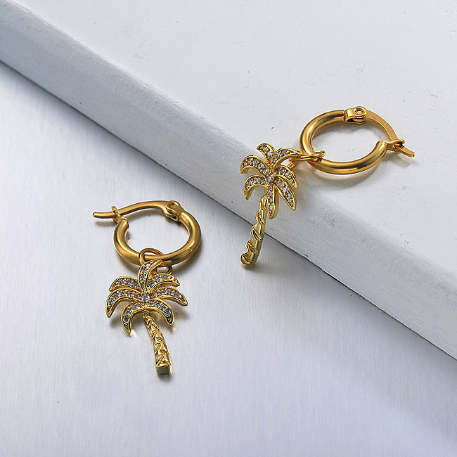 Brincos de coqueiro em aço inoxidável com joias folheadas a ouro e design artesanal