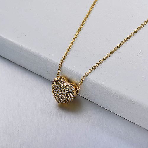 Gold heart-shaped fashion necklace