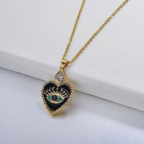 Black heart-shaped fashion necklace
