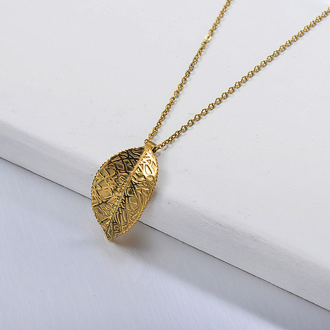 gold leaf necklace