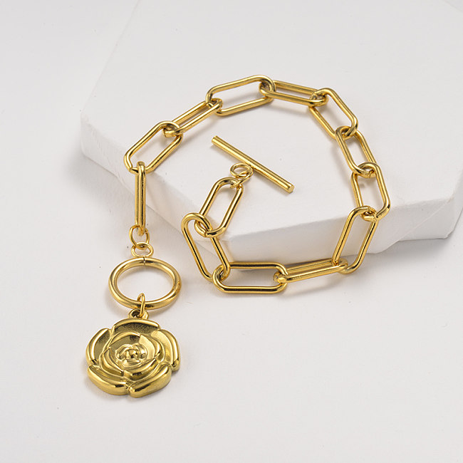 Nouveau bracelet en acier inoxydable doré de style lien de chaîne de mode avec pendentif fleur