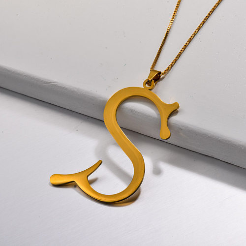 Collier à pendentif plaqué or avec lettre initiale S grande taille en acier inoxydable