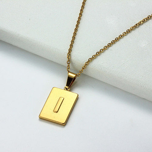 Collar con letra inicial rectangular personalizado chapado en oro de 18 k SSNEG143-32444