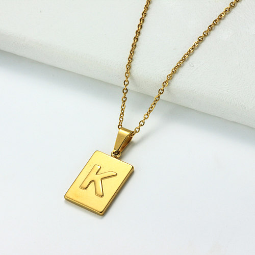 Collar con letra inicial rectangular personalizado chapado en oro de 18 k SSNEG143-32446