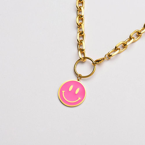Collar de cadena gruesa con colgante de sonrisa rosa chapado en oro de 18k-SSNEG142-33637