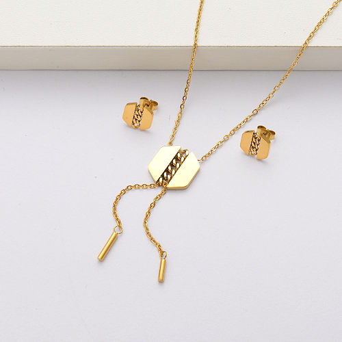 طقم مجوهرات مطلي بالذهب 18 قيراط من الفولاذ المقاوم للصدأ للنساء- SSCSG143-34370