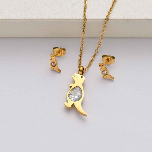 طقم مجوهرات من الستانلس ستيل مطلي بالذهب عيار 18 قيراط بتصميم ديناصور للنساء- SSCSG142-34615