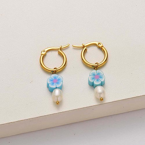 Boucles d'oreilles en acier inoxydable plaqué or 18 carats avec perles de sakura - SSEGG142-34730