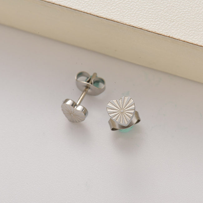 stainless steel heart stud earrings for girls -SSEGG143-35198
