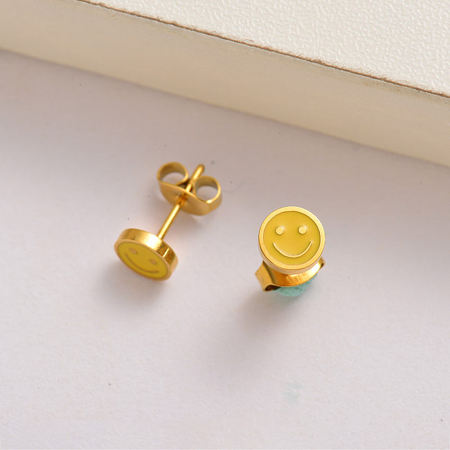 Aretes de mujer con cara sonriente amarilla chapada en oro de 18k -SSEGG143-35125