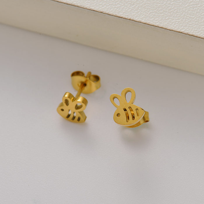 Pendientes de botón mini abeja para mujer chapados en oro de 18k -SSEGG143-35163