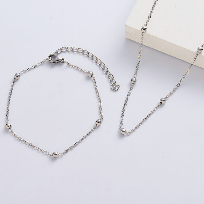 Colliers de perles personnalisés et ensembles de bracelets en acier plaqué argent pour petite amie