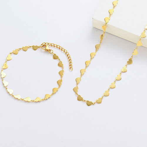 Diseños de collar de corazón chapado en oro y conjunto de pulsera de corazón al por mayor para mujeres 2022