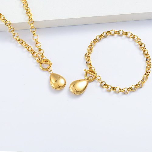 Conjunto de collar y pulsera con colgante de gota chapado en oro de 18k