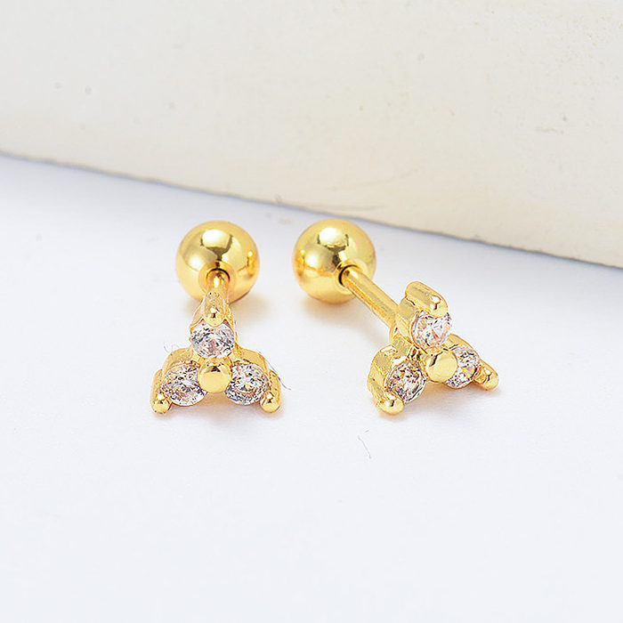 Boucles d'oreilles piercing plaqué or petite fleur avec diamant