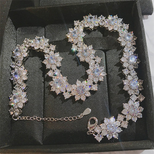 collier de fleurs en diamant plaqué argent pour les meilleurs amis