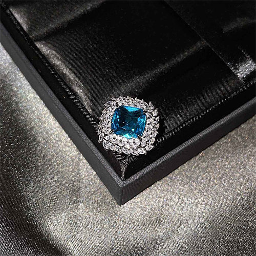bagues saphir bleu avec diamant pour femme