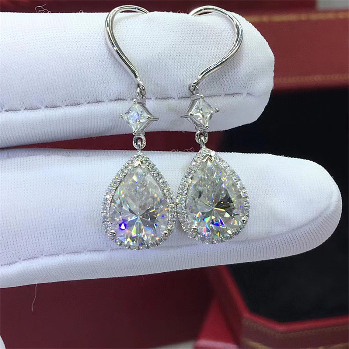 aretes de corazones y flechas de diamantes para mujer joven