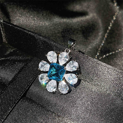 Women's Diamond and Sapphire flower necklace