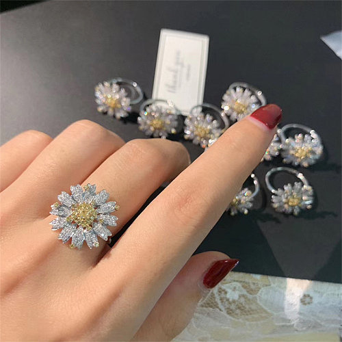 Women's Yellow Diamond Daisy ring
