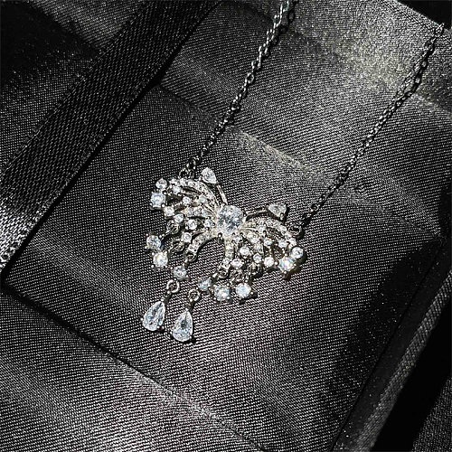 fashion diamond butterfly necklace for women