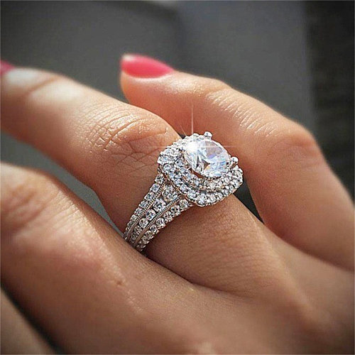 18k white gold diamond sparkling luxury ring for women