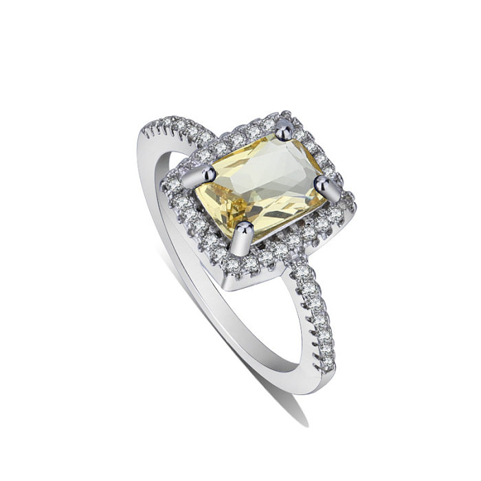versilberte hübsche Ringe mit grünen quadratischen Diamanten für Frauen
