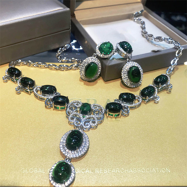 Natürliche Smaragdkette mit Diamanten für Mütter
