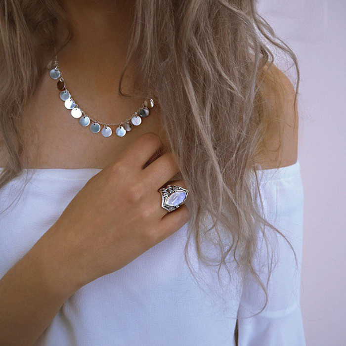anillos de piedra de luna chapados en plata antigua para mujer