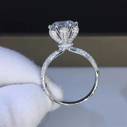 anillo de diamantes de lujo para fiestas y eventos