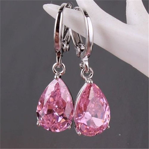 belles boucles d'oreilles en quartz rose naturel pour femmes