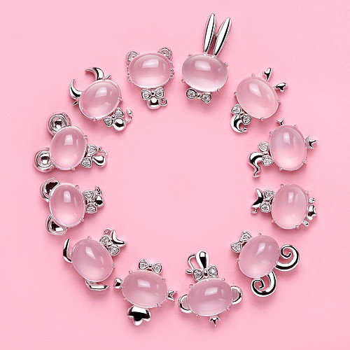 Colares de animais personalizados banhados a prata de quartzo rosa para mulheres