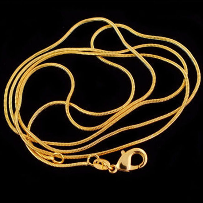 Colares de cobra simples banhados a ouro para mulheres