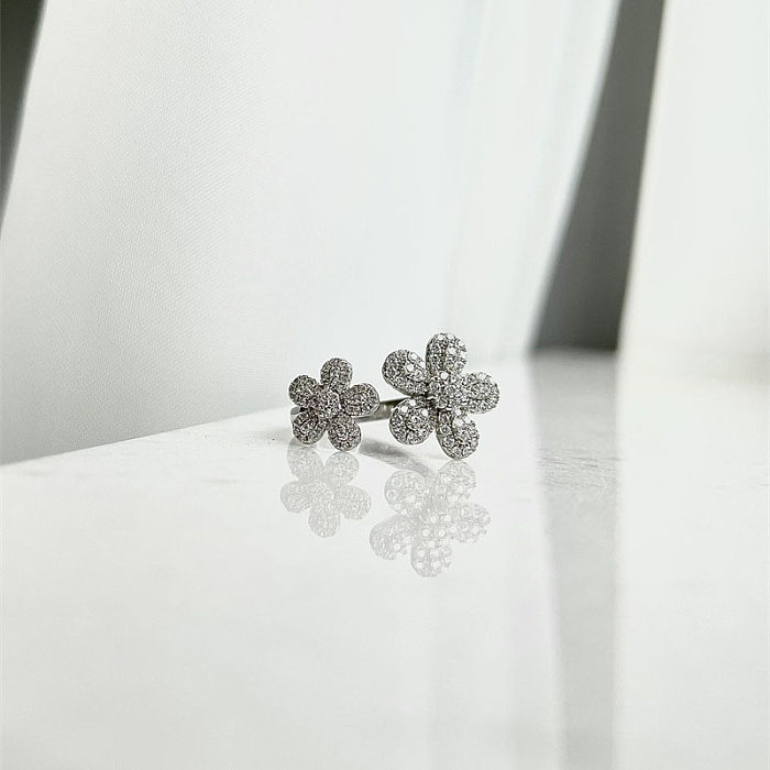 pretty diamond daisy rings for women