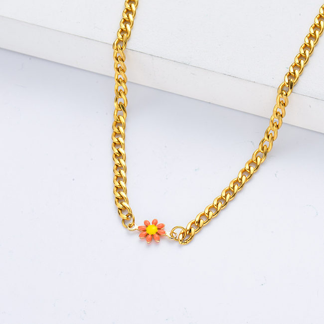 Collar de cadena de eslabones chapado en oro con abalorio de Margarita naranja personalizado para mujer