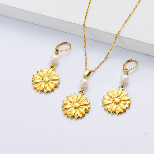 Conjunto de joyas de flores de acero inoxidable chapado en oro Conjunto de joyas de collar y aretes