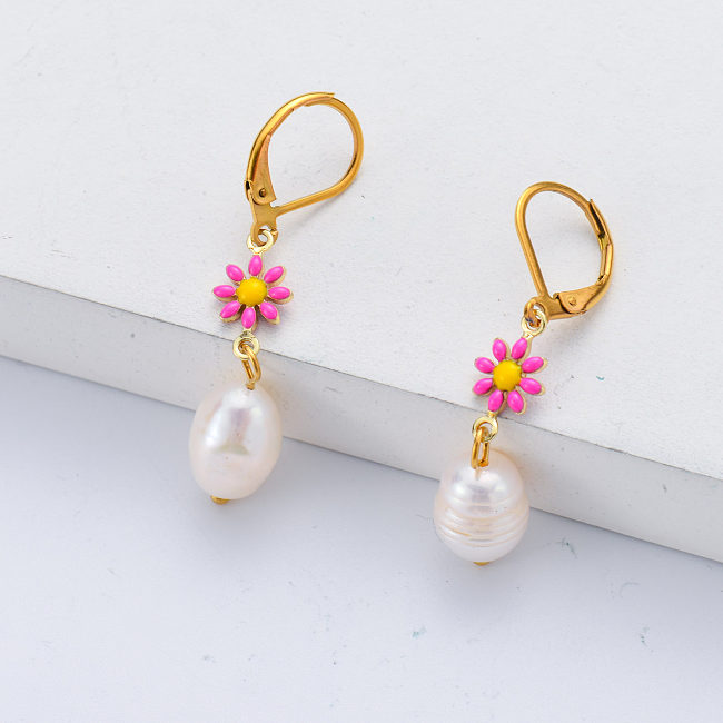 Art- und Weiseohrring-Edelstahl-natürliche Perlen-Band-Ohrringe für Frauen