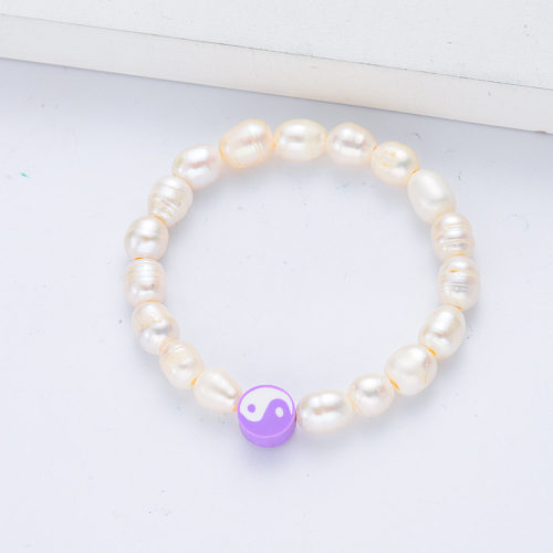 pulsera de perla blanca con colgante para mujer
