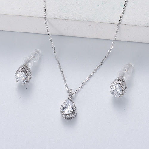 Femmes élégantes charme goutte d'eau pierres précieuses zircone en argent Sterling collier boucles d'oreilles ensembles de bijoux